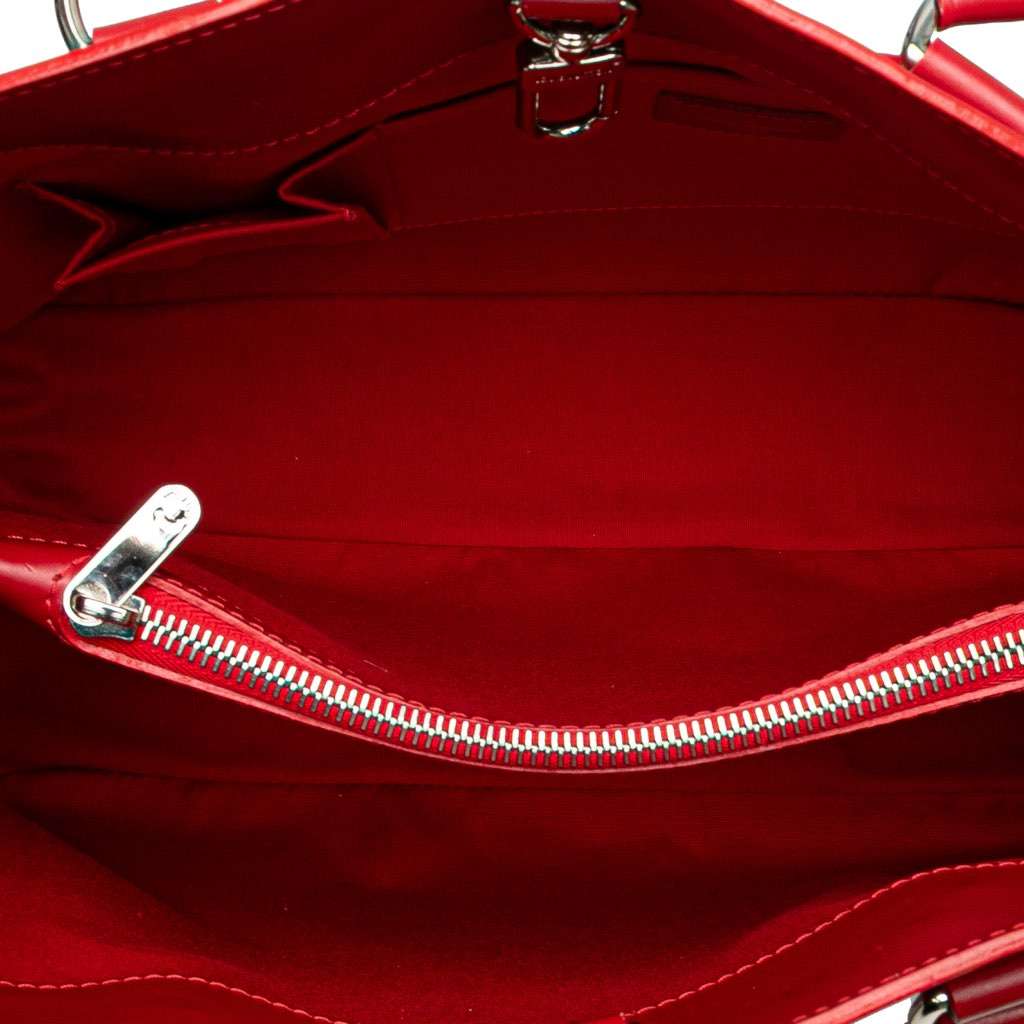Louis Vuitton Epi Passy PM Red Leather Very good condition - Model View