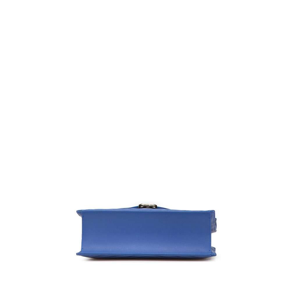 Chanel Chevron Calfskin Coco Envelope Shoulder Bag Blue Leather Very good condition - Inside View