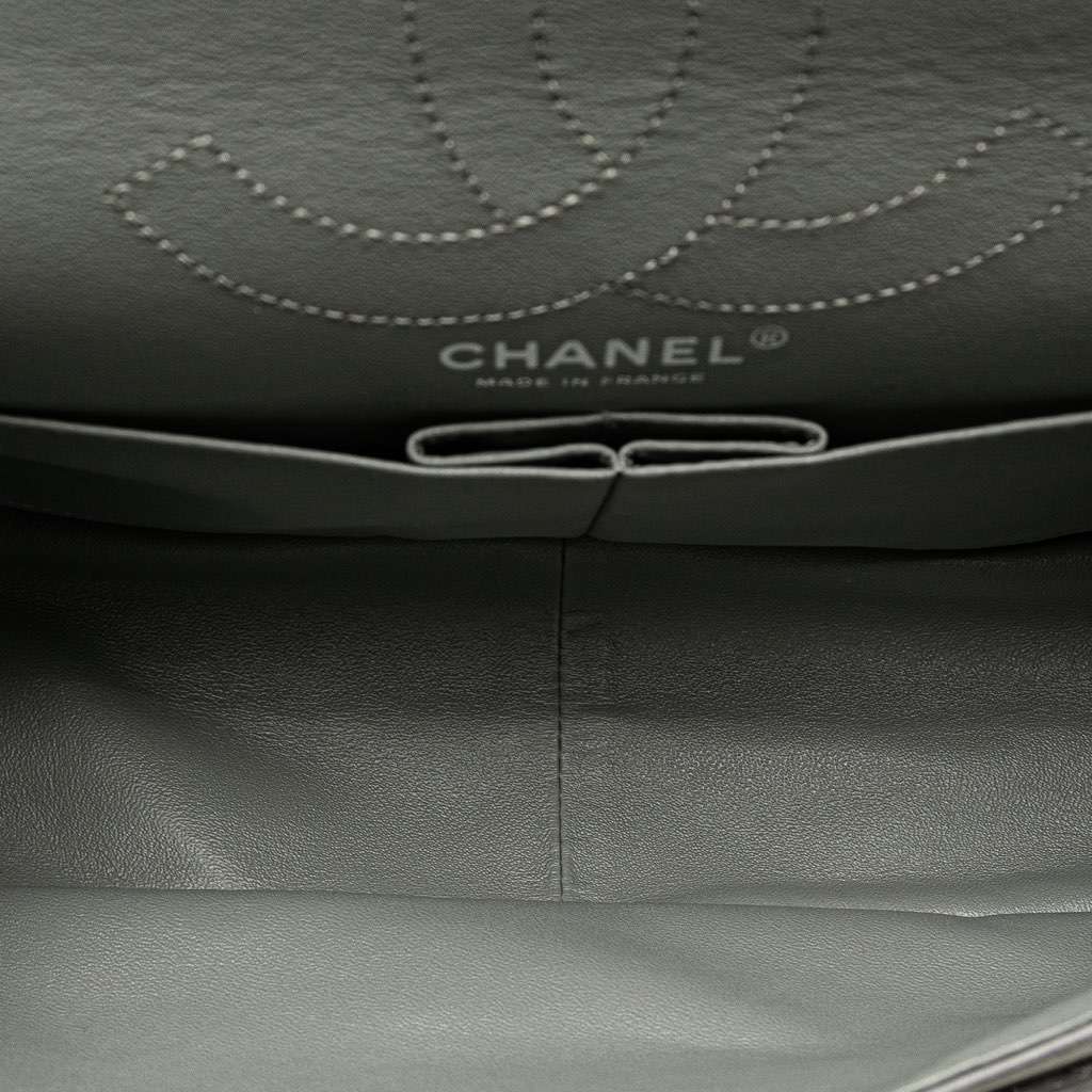 Chanel Caviar and Iridescent Calfskin Reissue 2.55 Double Flap 226 Brown Leather Very good condition - Box View