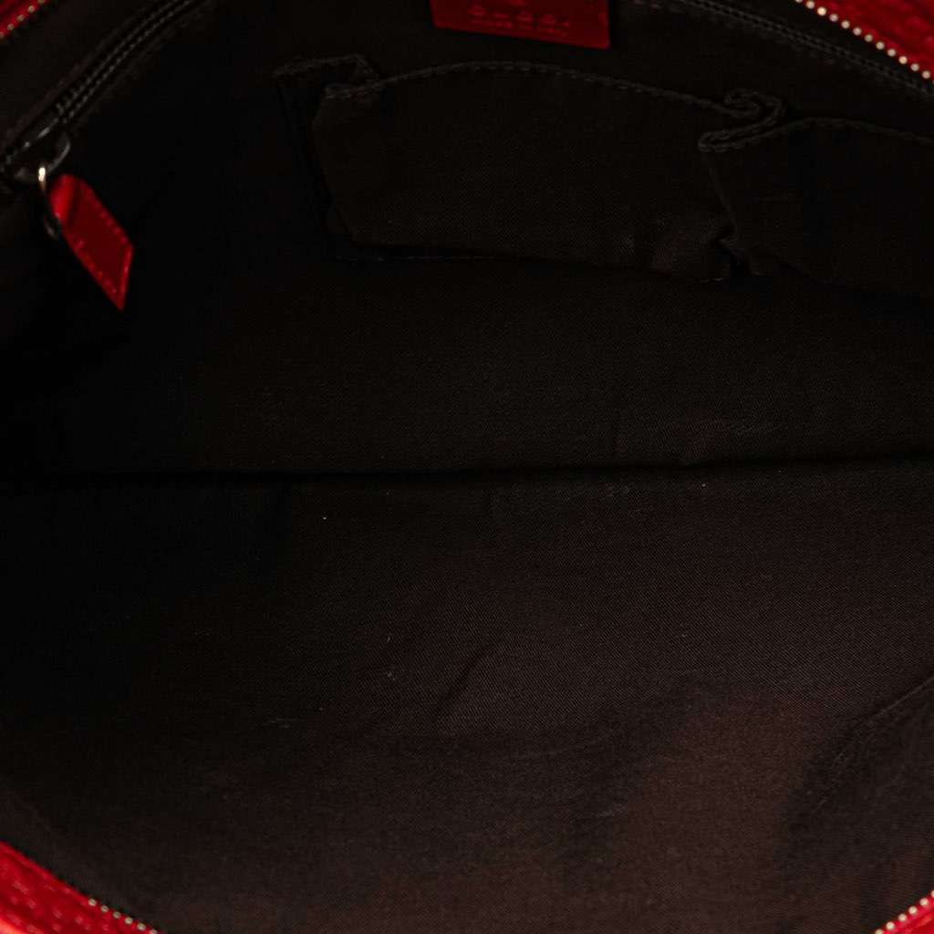 Gucci Leather Diamante Hilary Lux Crossbody Red Leather Good condition - Model View