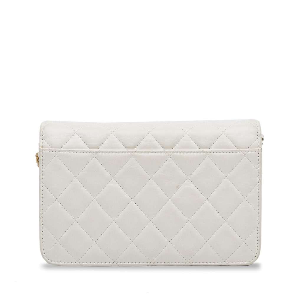 Chanel Enchained Wallet on Chain White Leather Very good - Inside View