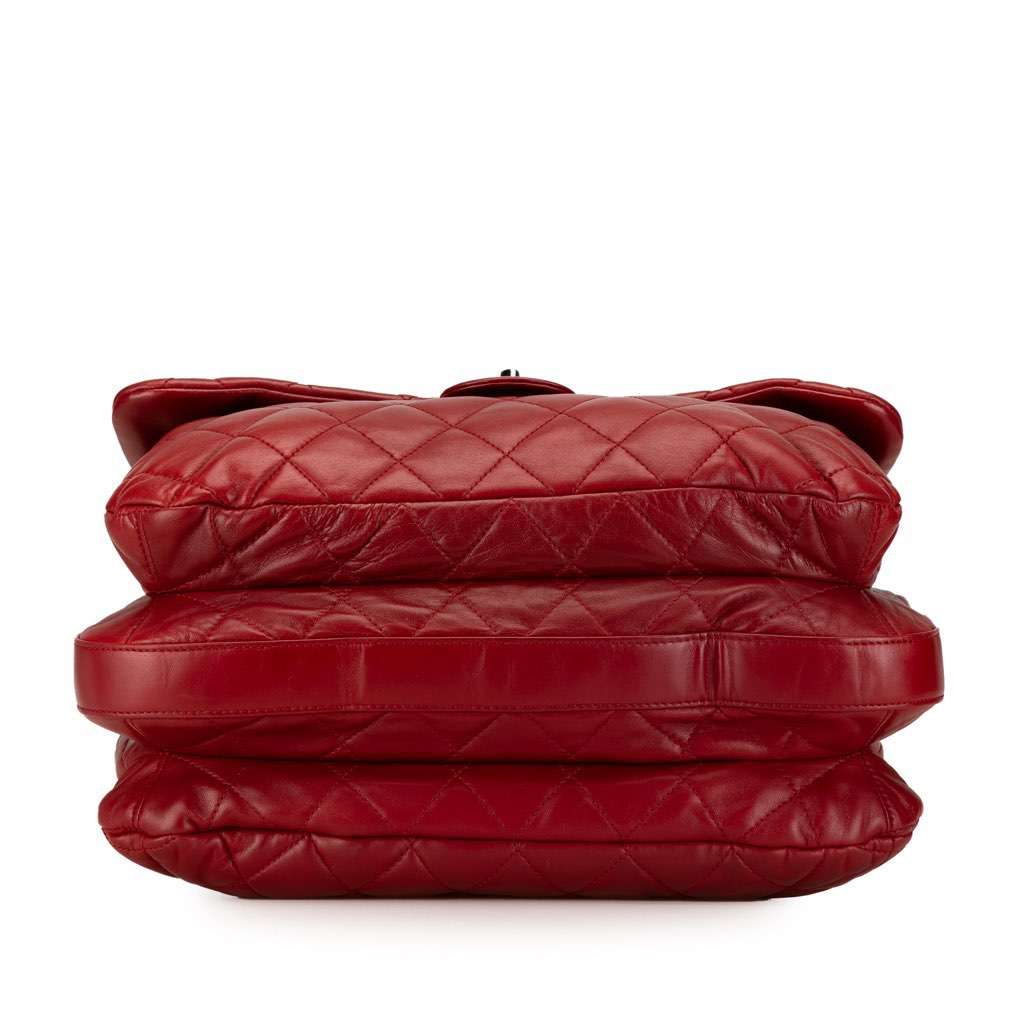 Chanel Maxi Lambskin 3 Accordion Flap Red Leather Very good condition - Inside View