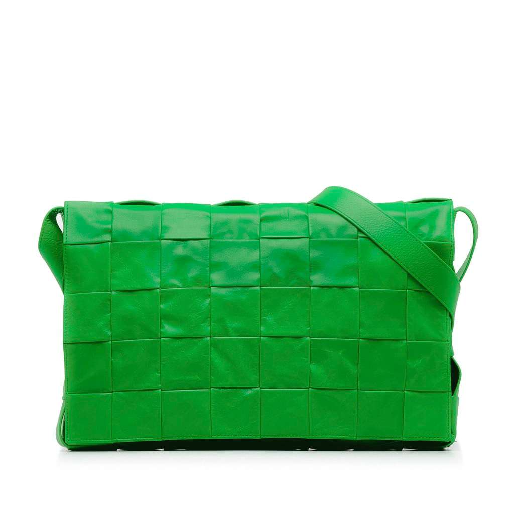 Bottega Veneta Maxi Nappa Intrecciato Cassette Crossbody Green Leather Very good condition - Front View