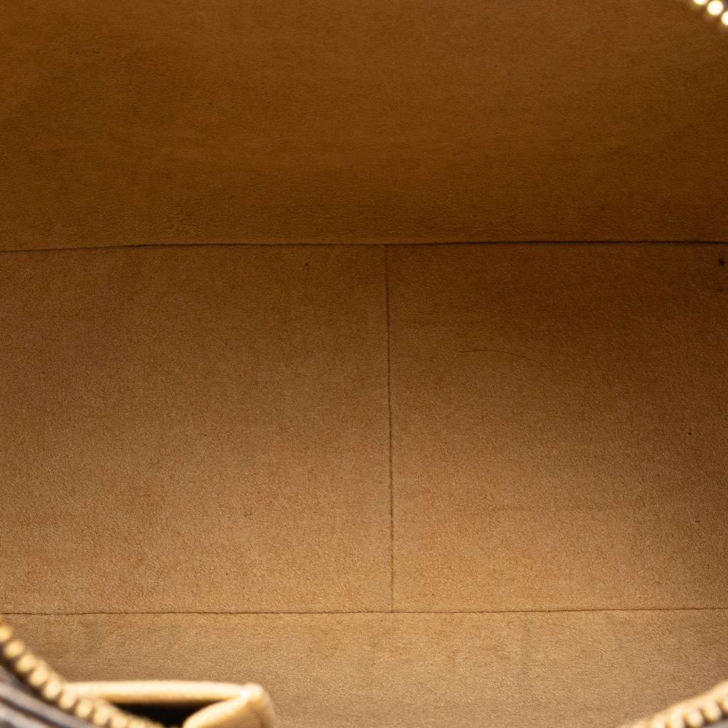 Louis Vuitton Monogram Looping GM Brown Canvas Very good - Model View