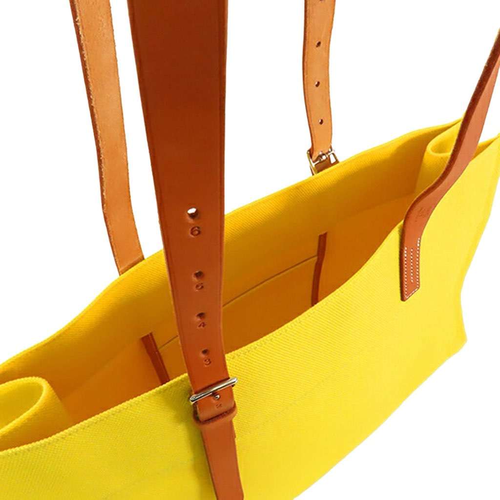 Hermès Toile Etriviere Elan Yellow Canvas Good condition - Model View