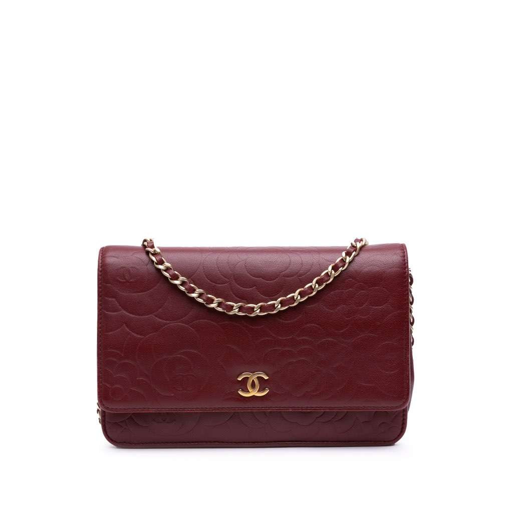 Chanel Embossed Lambskin Camellia Wallet On Chain Red Leather Good condition - Front View