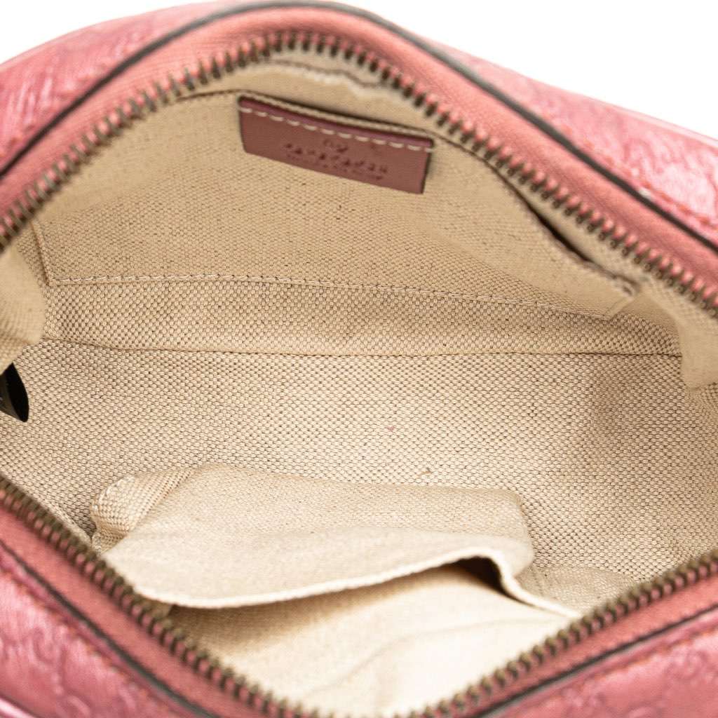 Gucci Metallic Microguccissima Sunshine Disco Camera Bag Pink Leather Good - Model View