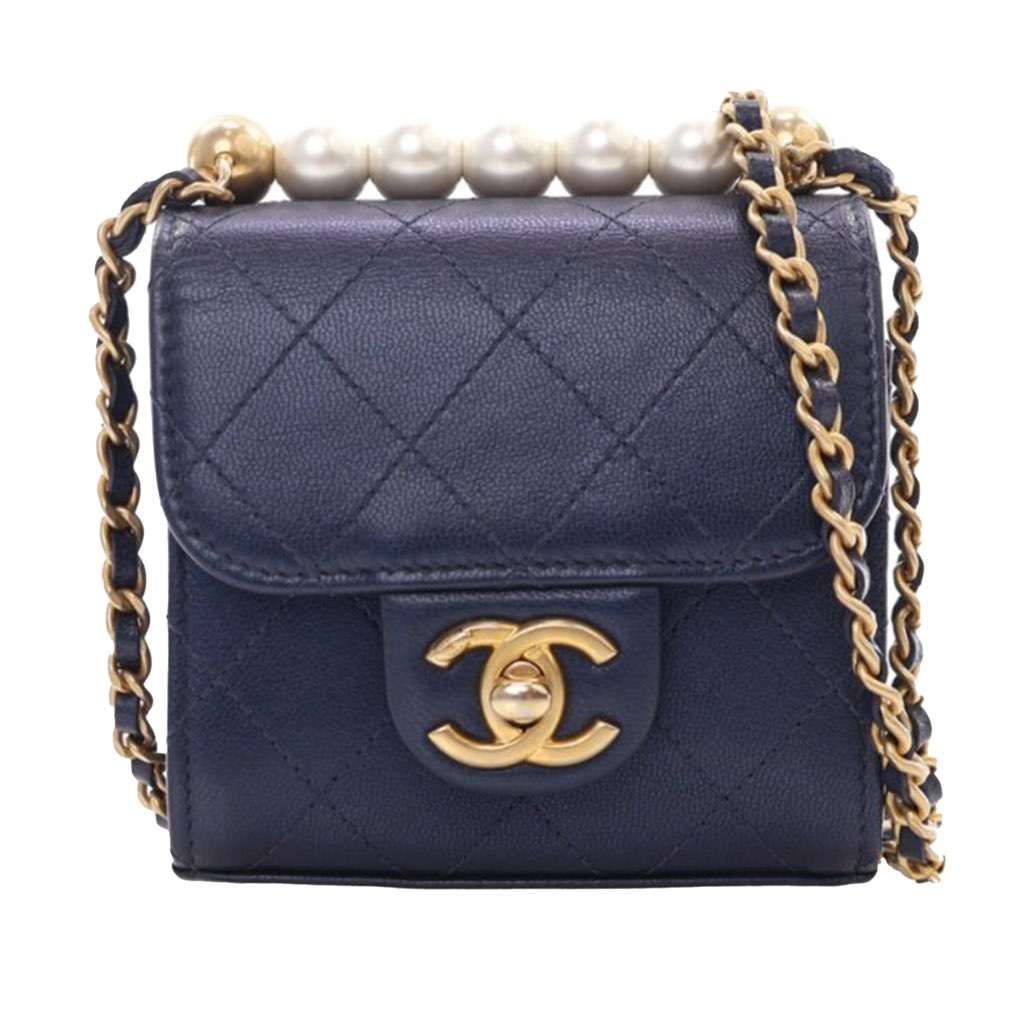 Chanel Mini Goatskin Chic Pearls Clutch On Chain Blue Leather Good condition - Front View