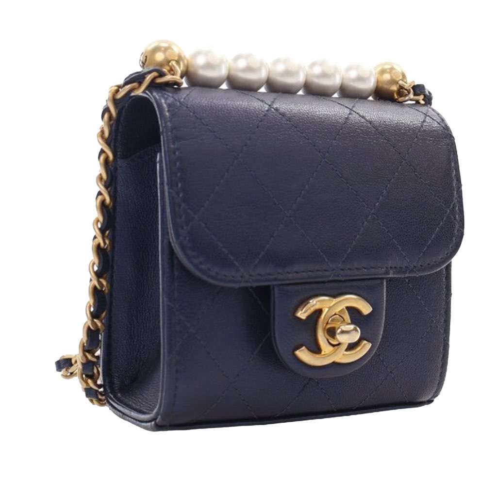 Chanel Mini Goatskin Chic Pearls Clutch On Chain Blue Leather Good condition - Back View