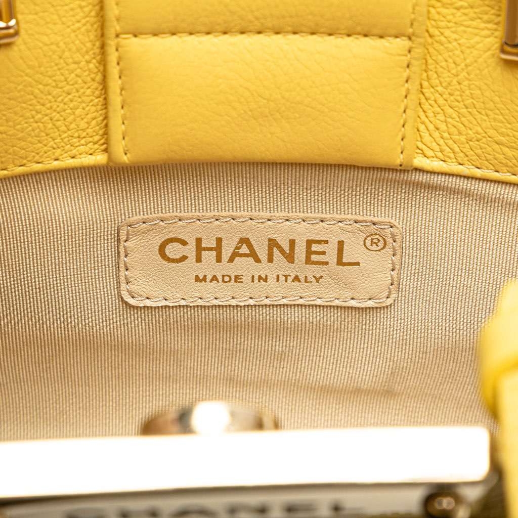 Chanel Mini Calfskin Label Click Shopping Tote Yellow Leather Very good - Box View