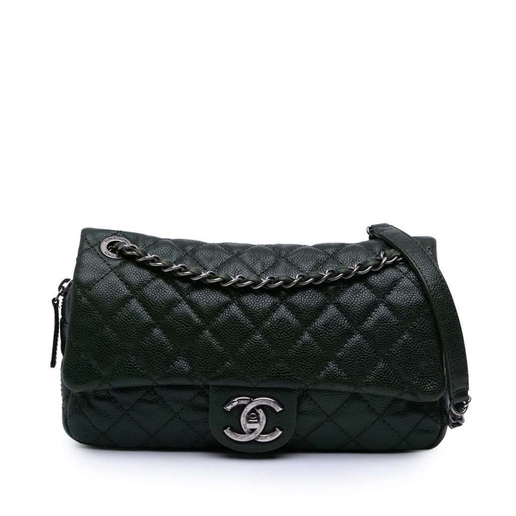 Chanel Medium Quilted Iridescent Caviar Easy Flap Green Leather Good condition - Front View