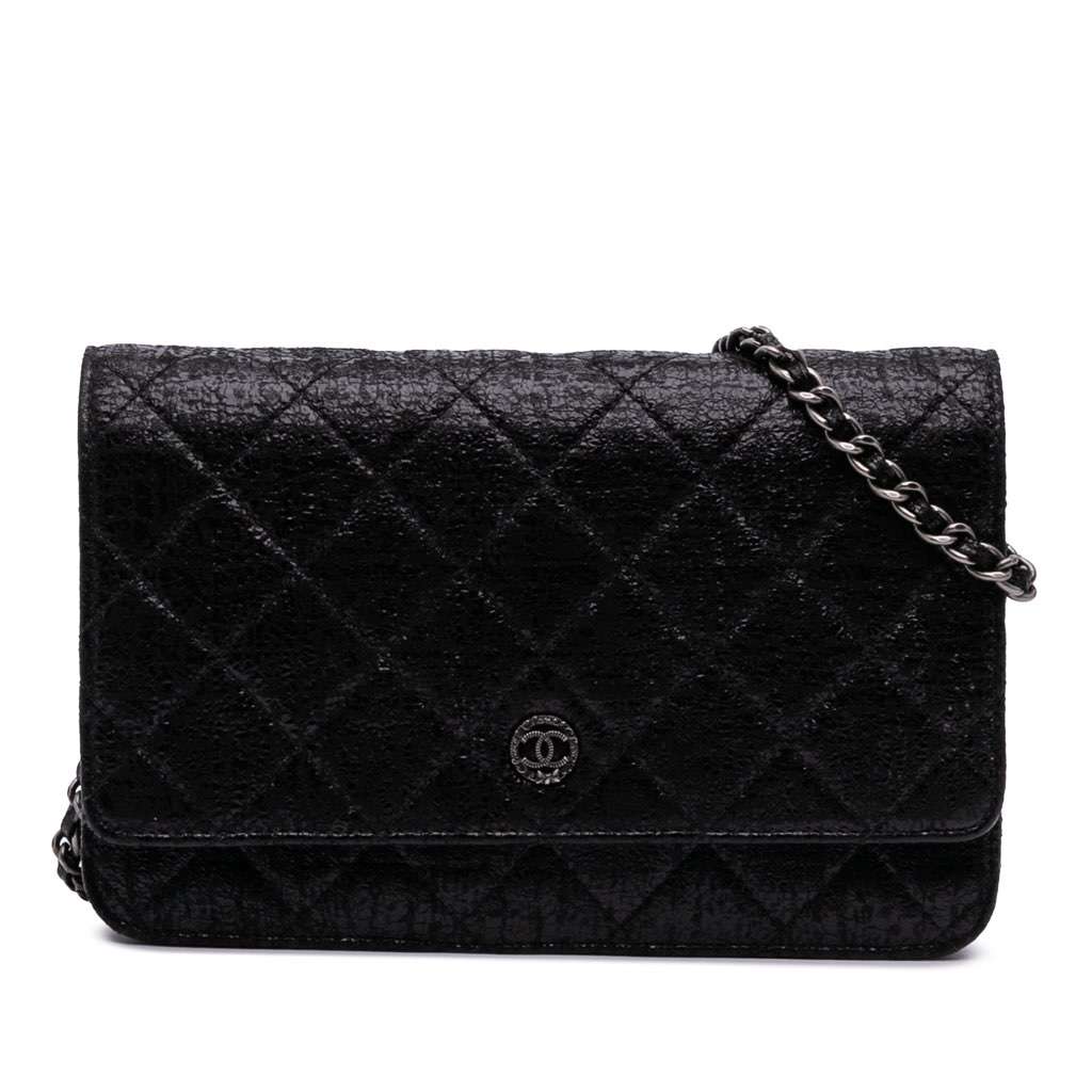 Chanel CC Quilted Crinkled Patent Wallet On Chain Black Leather Good condition - Front View