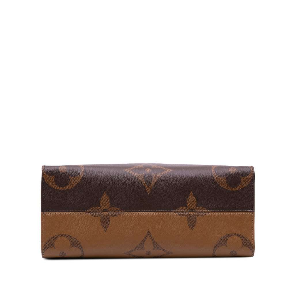 Louis Vuitton Monogram Giant OnTheGo MM Brown Canvas Good - Inside View