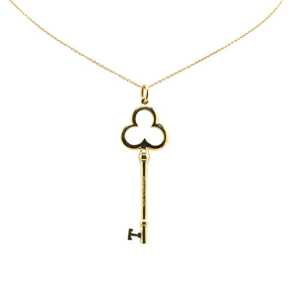 Tiffany & Co 18K Yellow Gold Trefoil Open Key Pendant Necklace Gold Gold Good condition - Front View