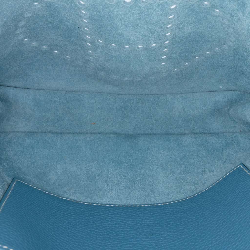 Hermès Clemence Evelyne I 29 Blue Leather Very good condition - Model View