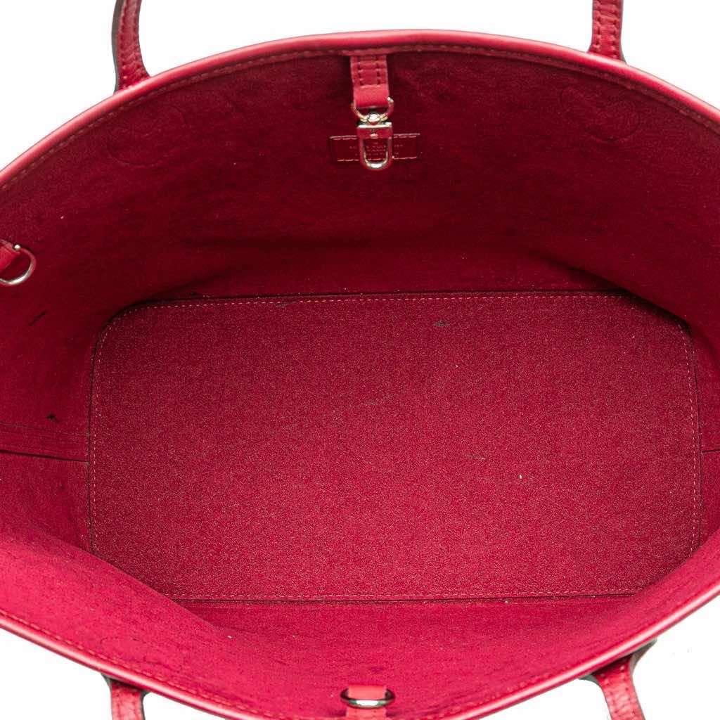 Louis Vuitton Epi Neverfull MM Pink Leather Very good - Model View
