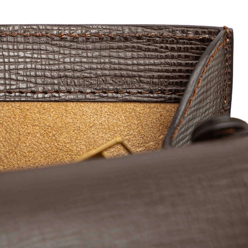 Loewe Leather Anagram Clutch Brown Leather Good condition - Box View