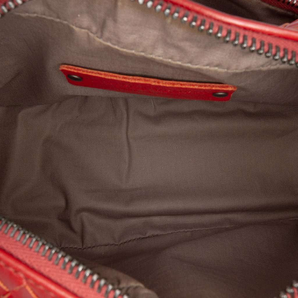 Bottega Veneta Leather Intrecciato Crossbody Red Leather Good condition - Model View