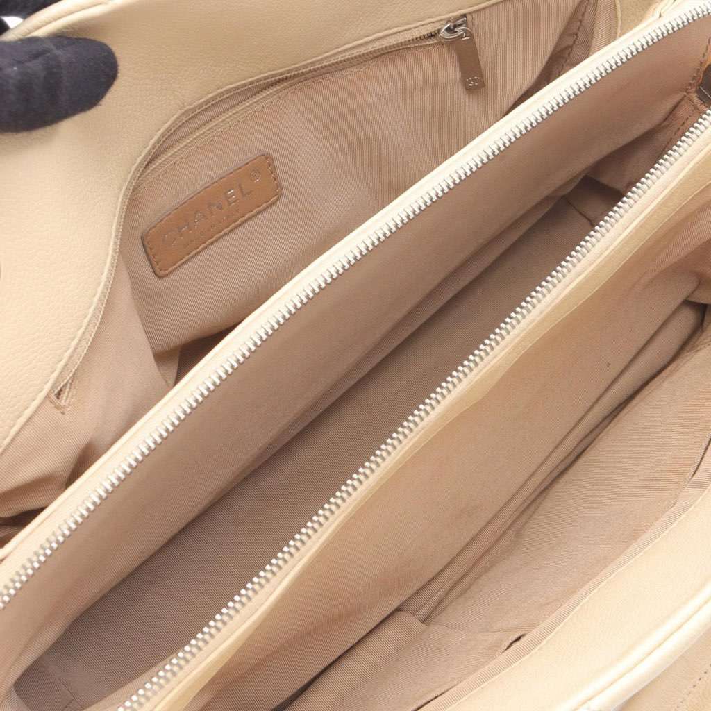 Chanel Petite Caviar Timeless Tote White Leather Good - Inside View