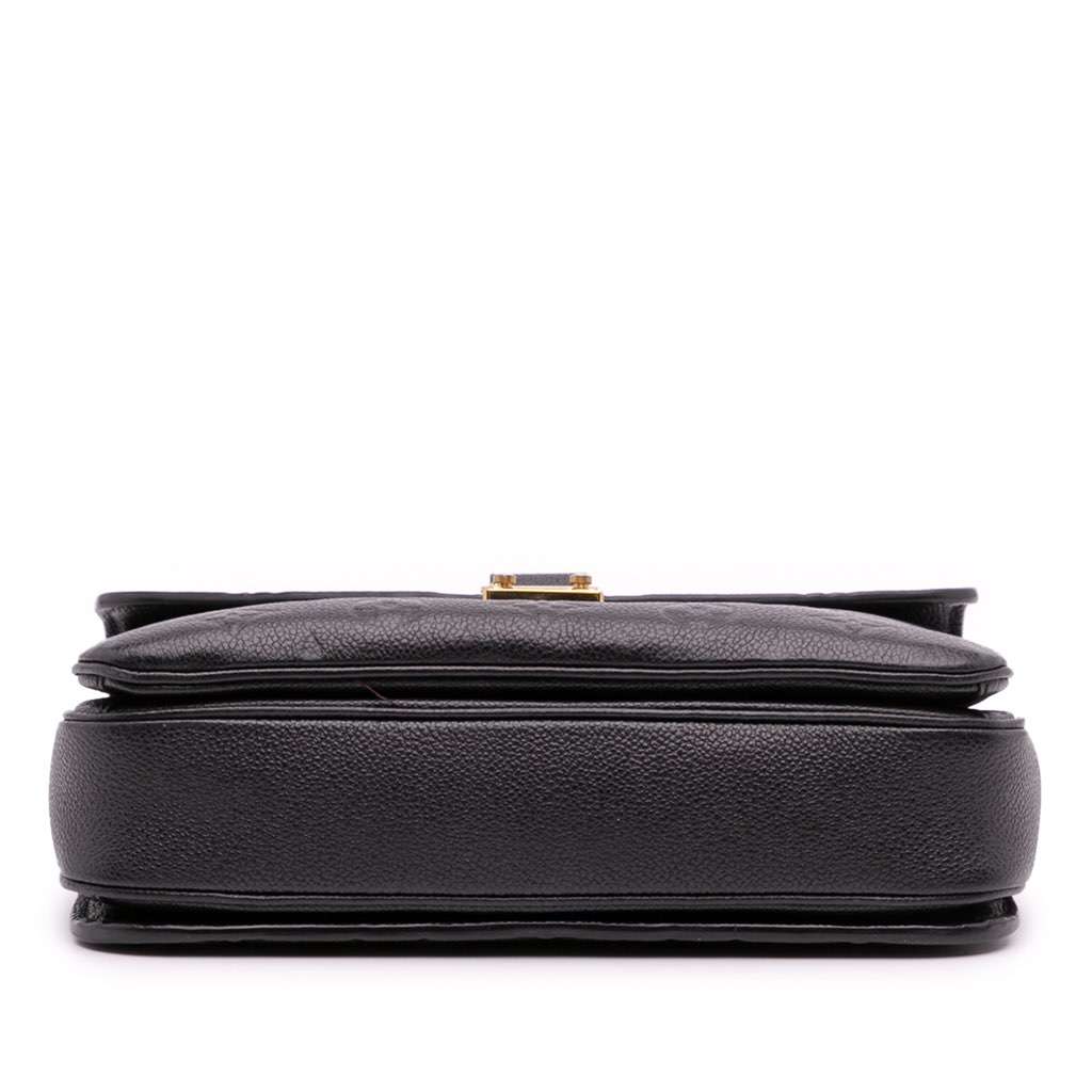 Louis Vuitton Monogram Empreinte Pochette Metis Black Leather Good condition - Inside View