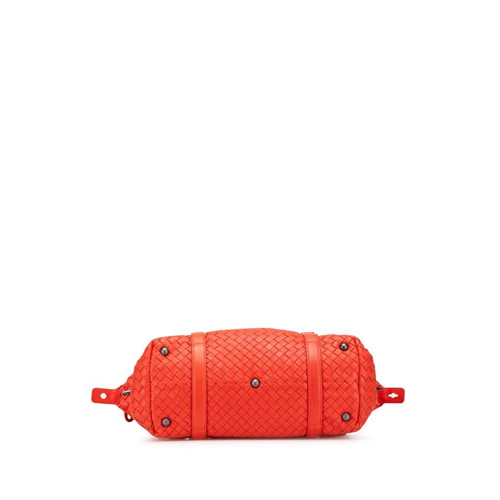 Bottega Veneta Nappa Intrecciato Montaigne Shoulder Bag Red Leather Good - Inside View