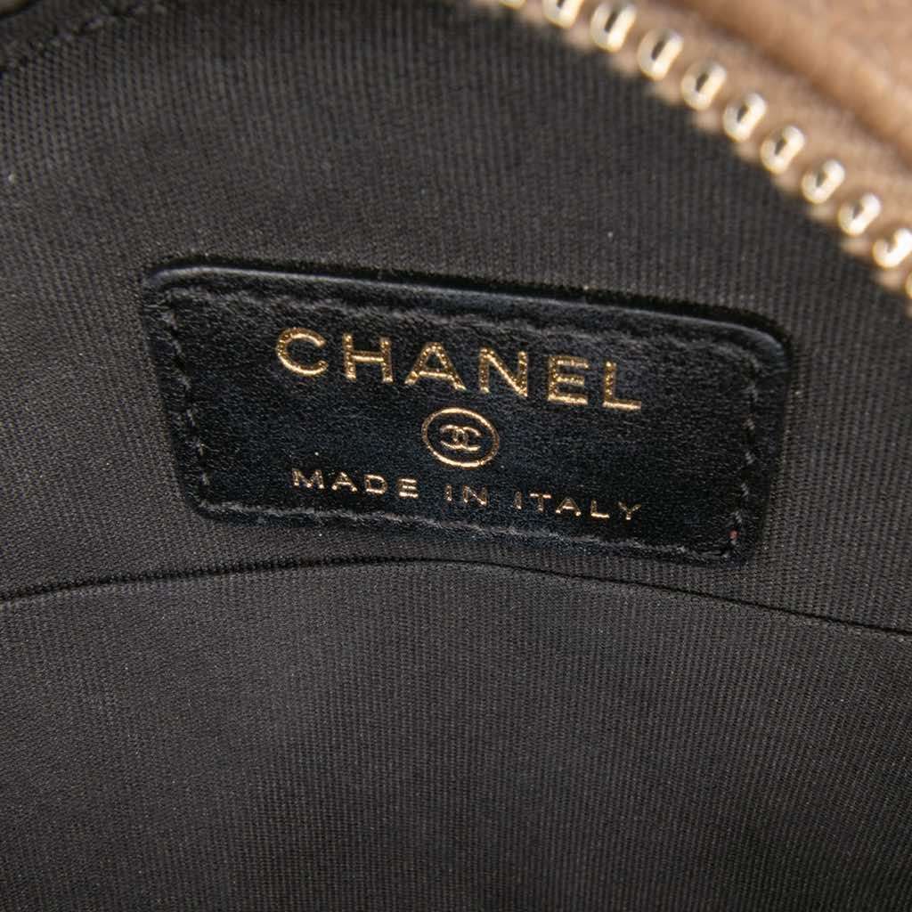 Chanel Caviar CC Filigree Round Crossbody Brown Leather Good condition - Box View