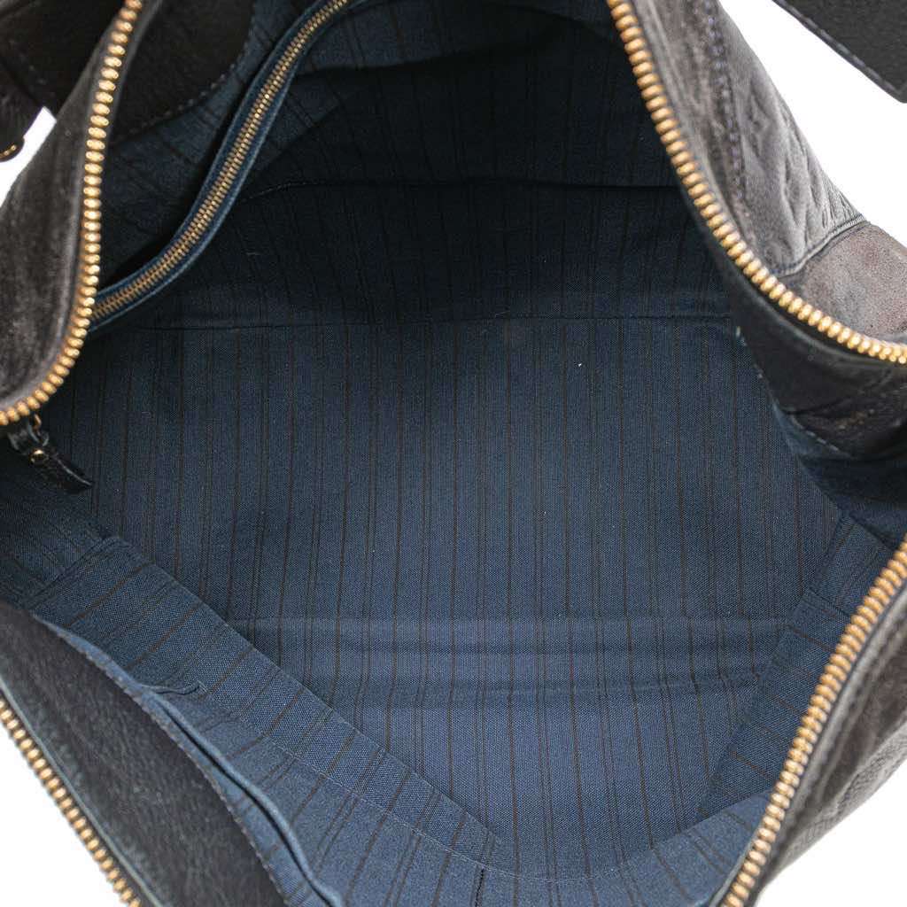 Louis Vuitton Monogram Empreinte Audacieuse GM Blue Leather Good condition - Model View