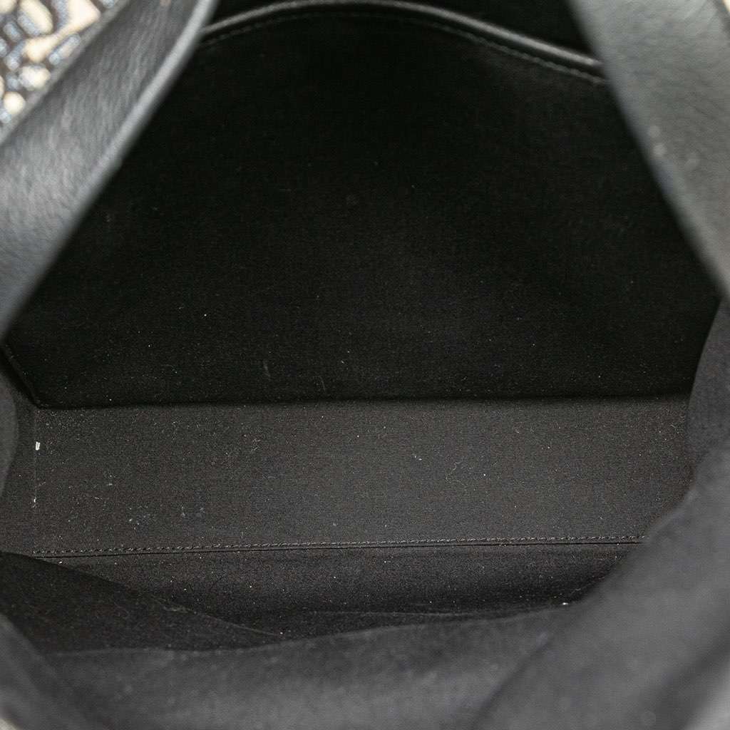 Dior Oblique Canvas 8 Backpack Blue Canvas Good condition - Model View