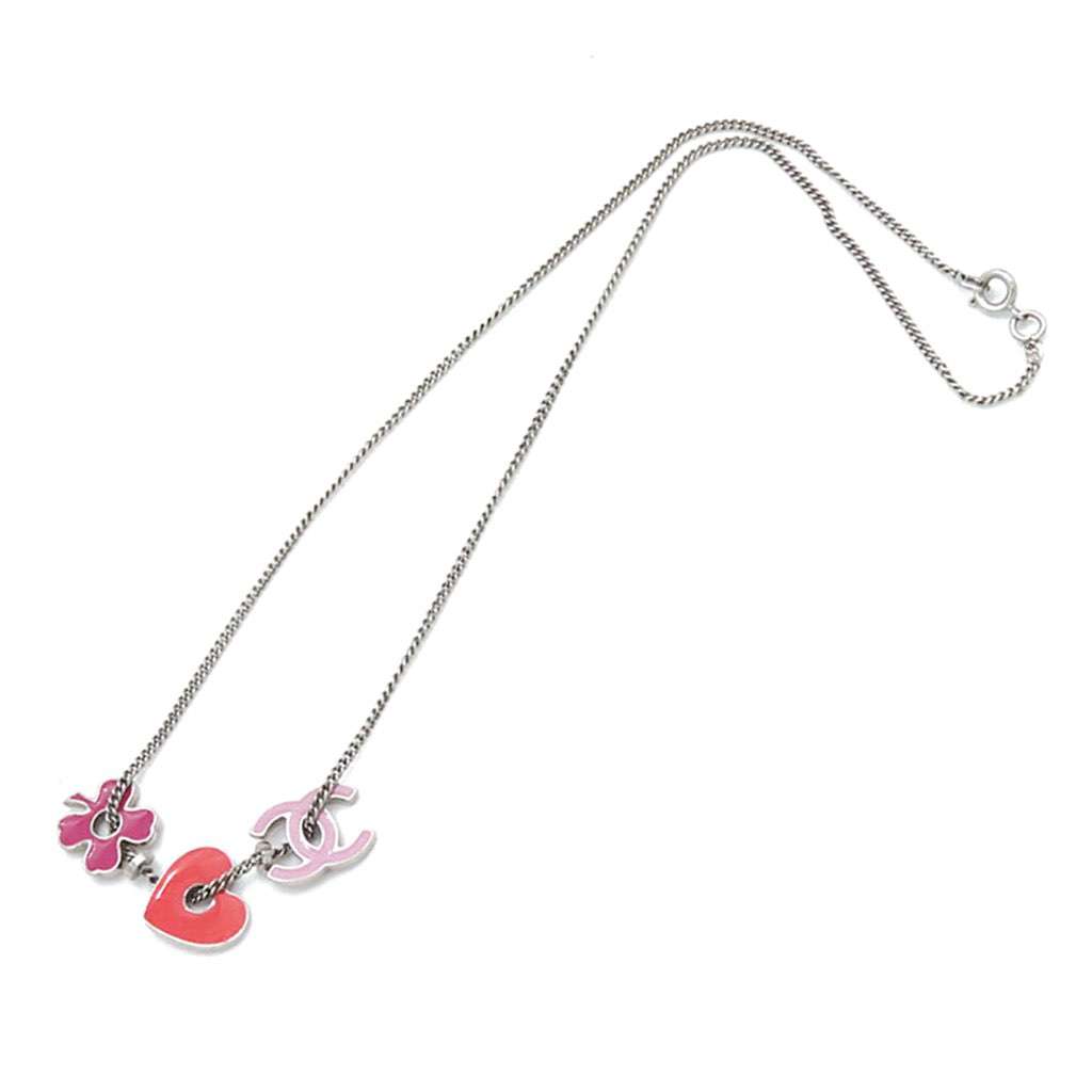 Chanel CC Silver Plated Enamel Heart and Clover Charm Pendant Necklace Silver Silver Very good - Front View