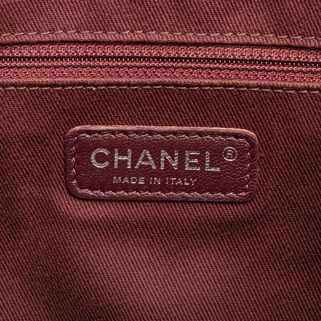 Chanel Small Quilted Glazed Calfskin Duo Color Tote Black Leather Very good condition - Box View
