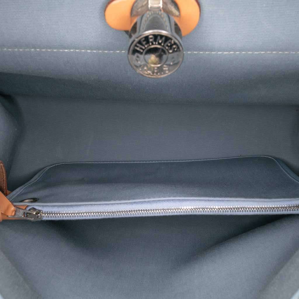 Hermès Toile Herbag Zip 31 Blue Canvas Good condition - Box View