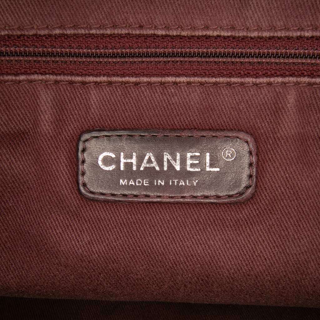 Chanel Jumbo Quilted Aged Calfskin Portobello Flap Black Leather Very good - Box View
