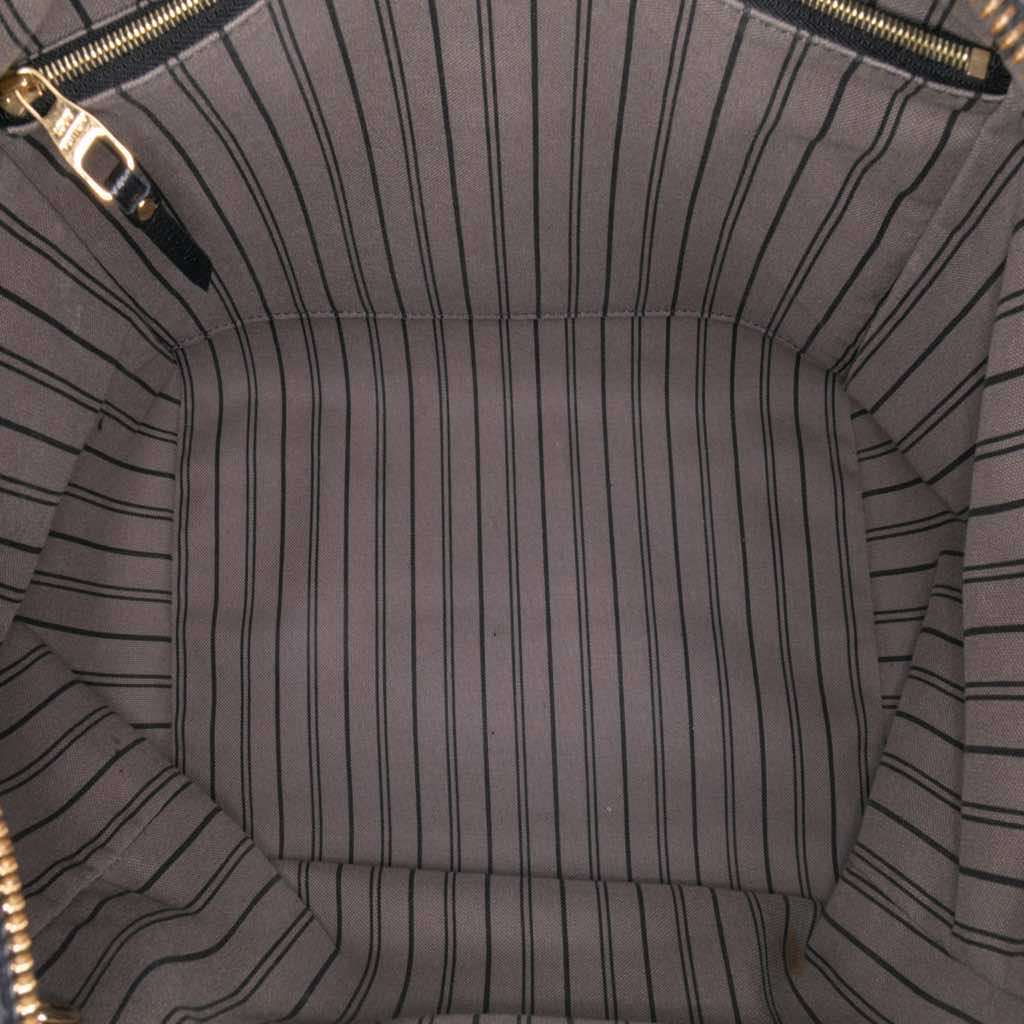 Louis Vuitton Monogram Empreinte Lumineuse PM Black Leather Good - Model View