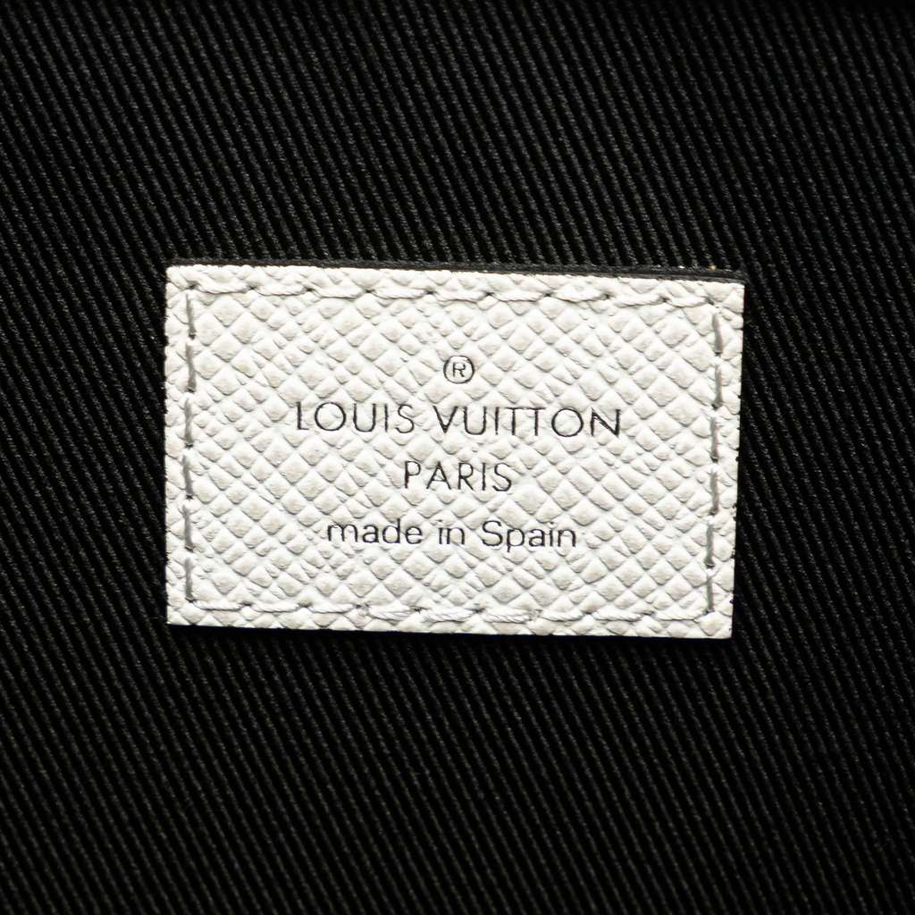 Louis Vuitton Monogram Taigarama Weekend Tote White Canvas Very good - Box View