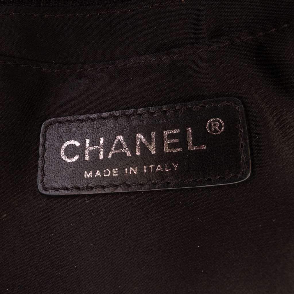 Chanel Jumbo Patchwork Tweed Flap Black Tweed Good - Box View