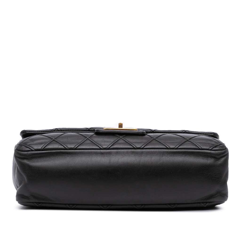 Chanel Large Reissue 2.55 Diamond Debossed Calfskin Cosmos Flap Black Leather Good - Inside View