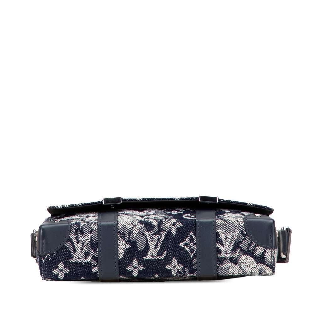 Louis Vuitton Monogram Tapestry Trunk Messenger Blue Denim Good - Inside View