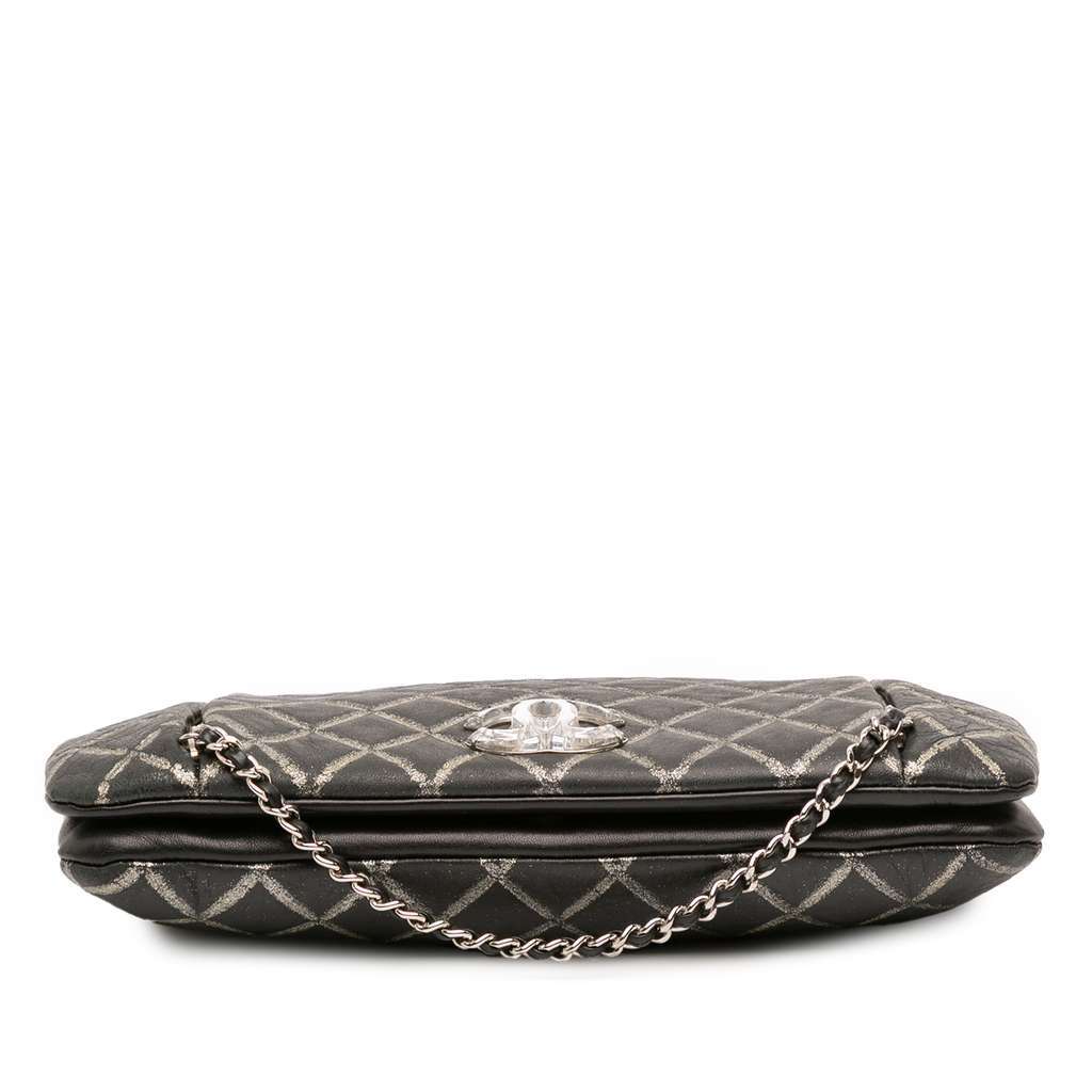 Chanel Quilted Metallic Distressed Lambskin CC Crystal Flap Black Leather Very good - Inside View