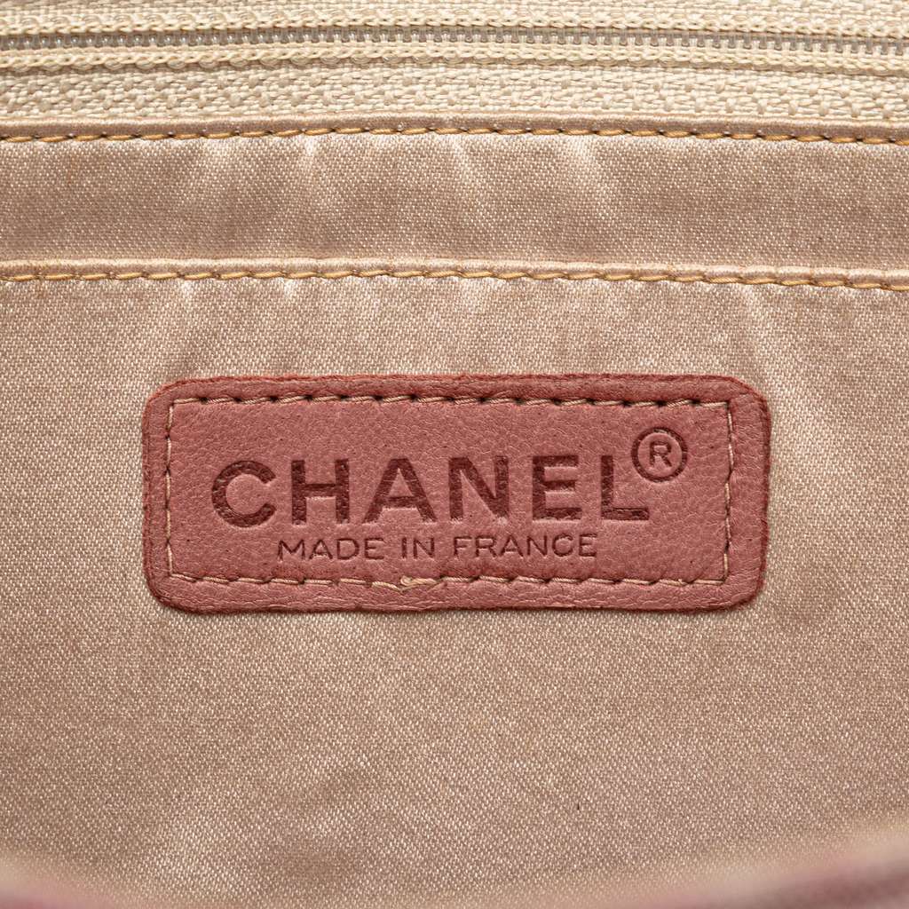Chanel Medium New Travel Line Nylon Single Flap Pink Good condition - Box View