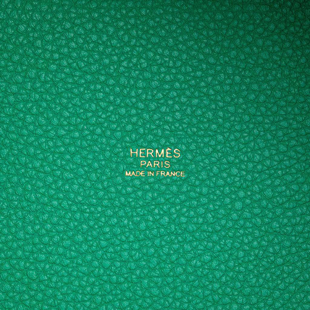 Hermès Clemence Picotin Lock 18 Green Leather Good condition - Box View