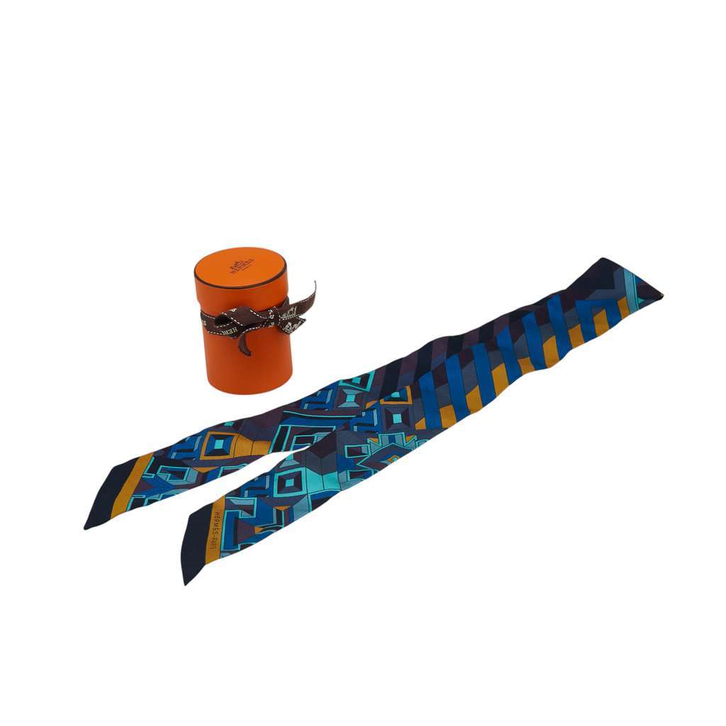 Hermès Le Fil d'Ariane Silk Twilly Scarf Blue Silk Very good condition - Box View
