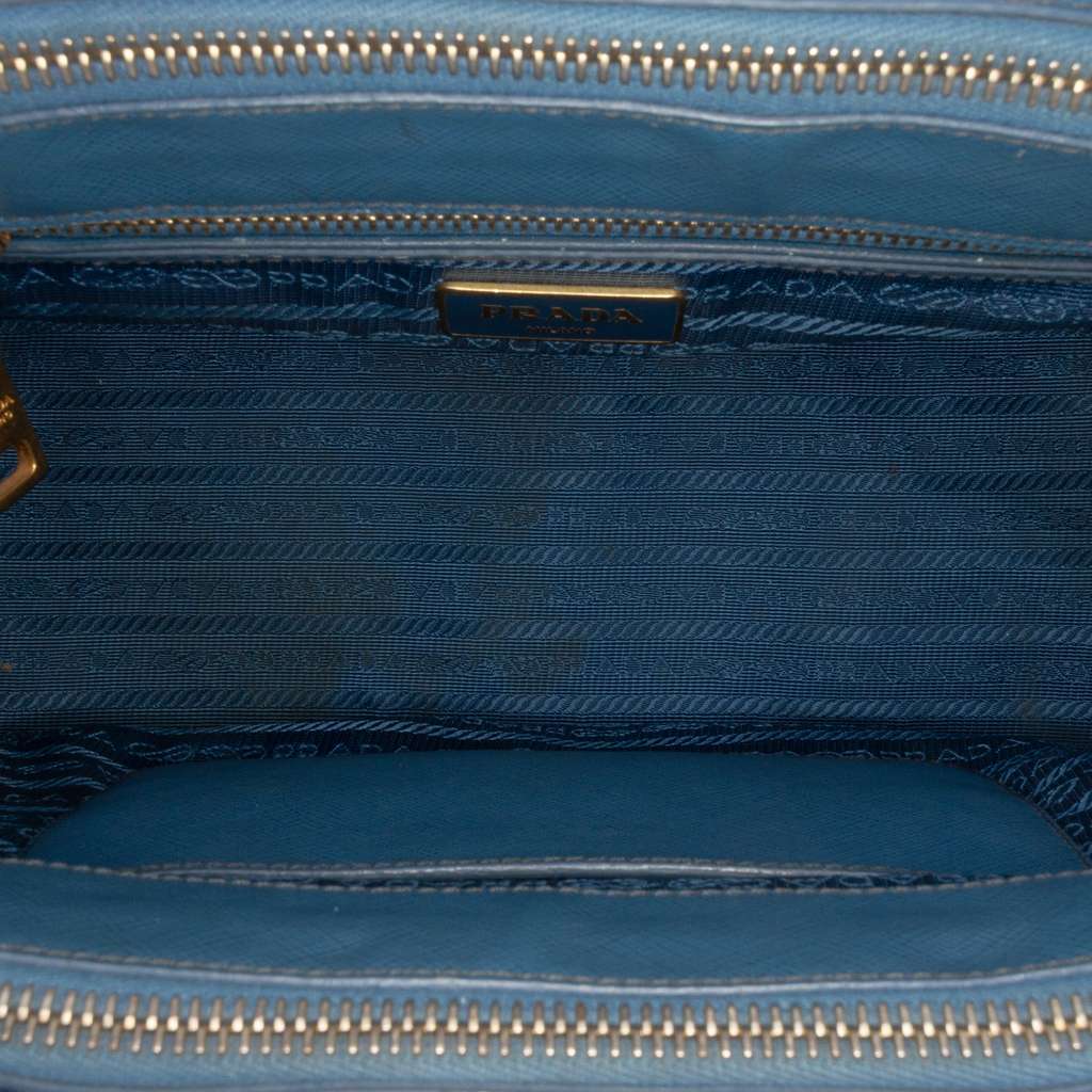 Prada Small Saffiano Lux Galleria Double Zip Satchel Blue Leather Good condition - Model View
