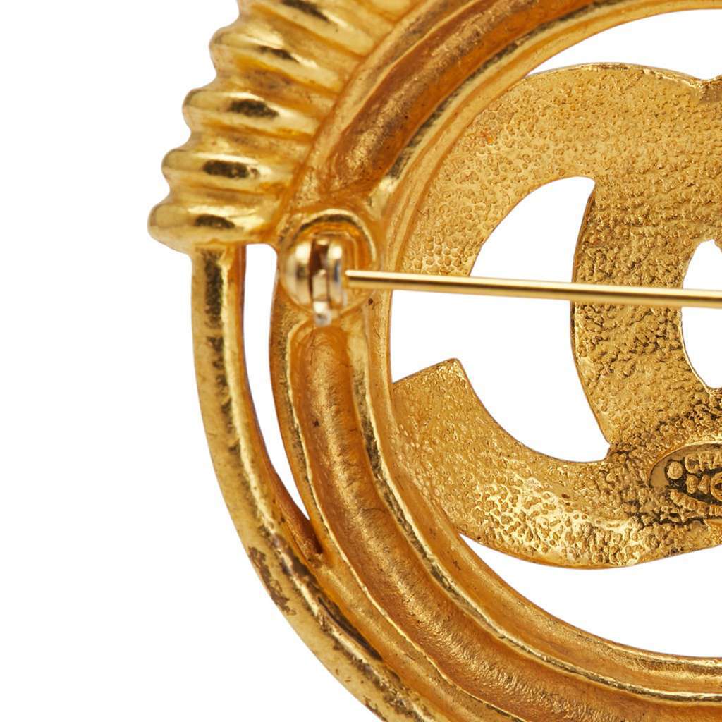Chanel Gold Plated CC Brooch Gold Metal Good - Inside View