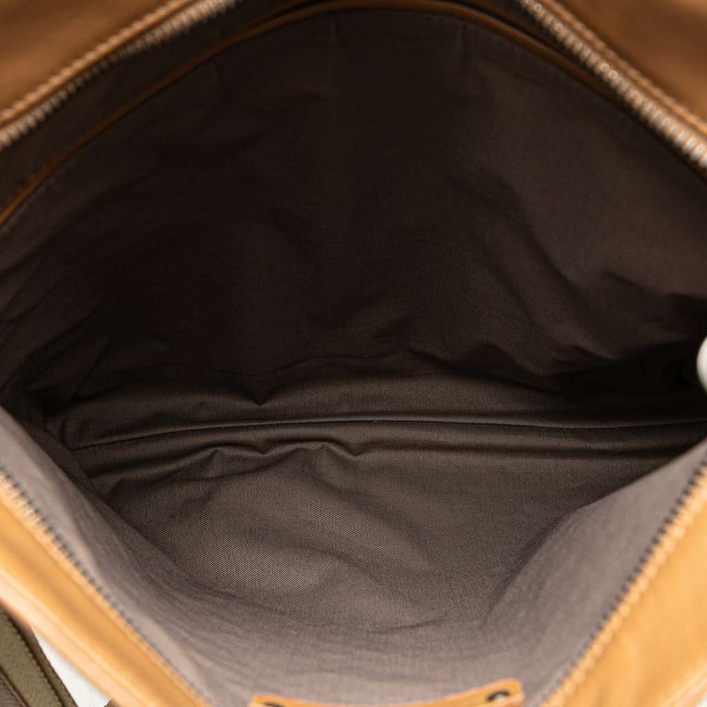Bottega Veneta Nappa Intrecciato Crossbody Brown Leather Good - Model View