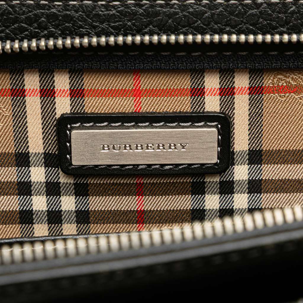 Burberry Leather Business Bag Black Leather Good condition - Box View