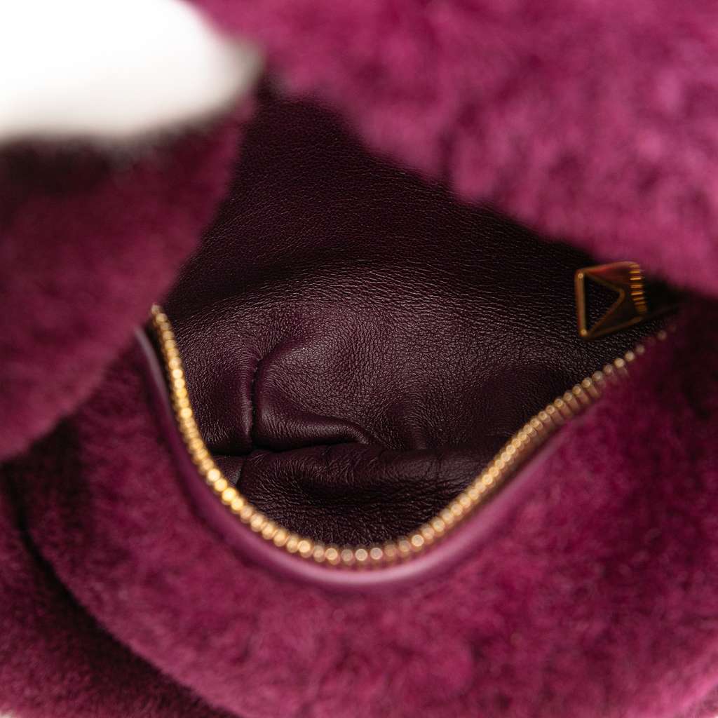 Bottega Veneta Mini Shearling Jodie Purple Very good - Model View