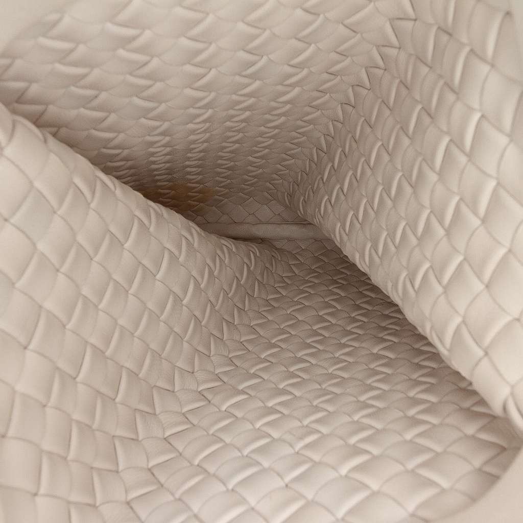 Bottega Veneta Lambskin Padded Intreccio Crisscross Clutch White Leather Good - Model View