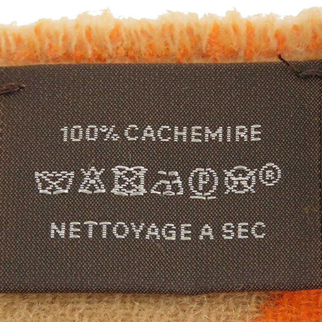 Hermès Casaque Chevron Muffler Cashmere Scarf Orange Wool Good condition - Model View