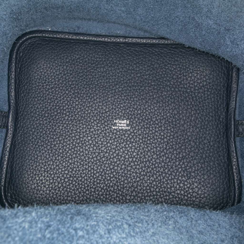 Hermès Clemence Picotin Lock 22 Blue Leather Good condition - Model View