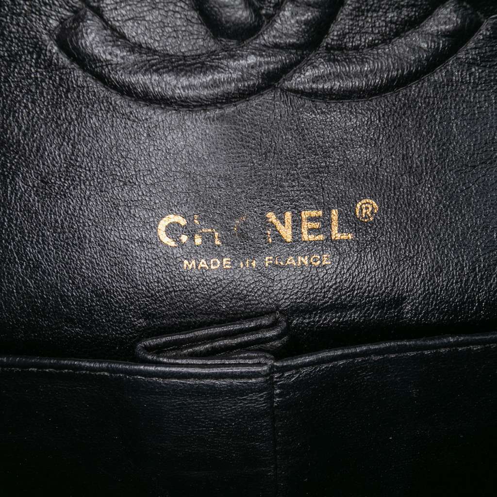Chanel Medium Classic Caviar Double Flap Black Leather Good - Box View